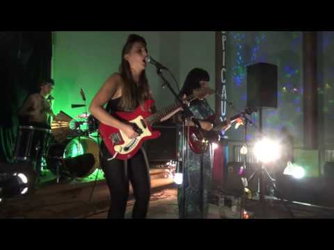 37 22 57 Venus Tropicaux EP presentatie Venus Tropicaux Rotterdam 2016 vr 09 09 16 msd01 18