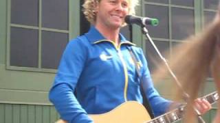 Mojje i Gävle 17 maj - barnvakt