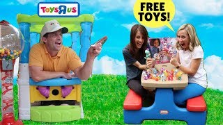 Customers Return Tons of Toys to Pretend Store !!!