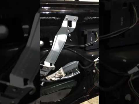 2005 M Benz C320 Window regulator fix