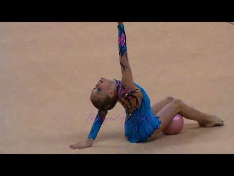 Aliénor THIERRY ball - 2012 Paris rythmique