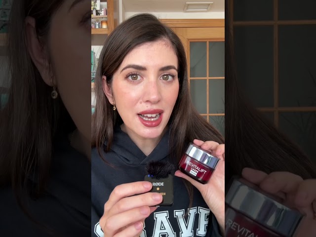 Vídeo relacionado con L’Oréal Paris Revitalift Filler Set, Sérum Anti-Edad 30 ml + Crema Hidratante SPF 50 50 ml, Triple Ácido Hialurónico para Rellenar, Hidratar y Proteger la Piel Madura