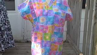 Simply Basic Scrub Top Short sleeve 3 pocket V-Neck