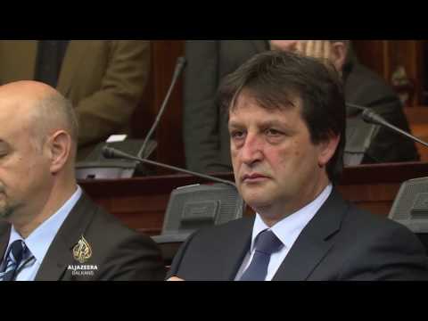 Gašić na čelu BIA-e, zamrzava sve funkcije u SNS-u