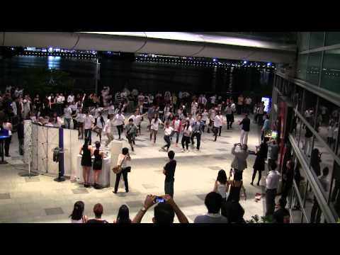 LiveJournal Singapore FLASH MOB! - Super cool flashmob