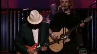 Santana feat. Chad Kroeger (Nickelback) - Into The Night (Live) - Video with Lyrics/Subtitles