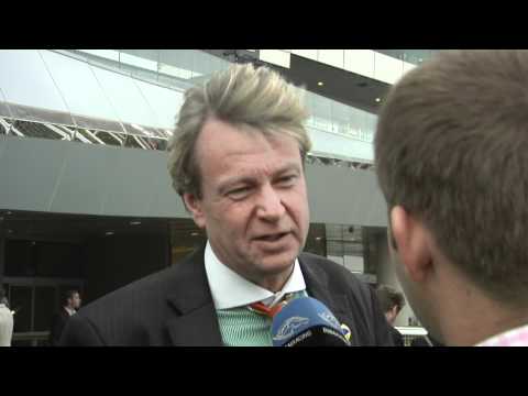 GALOPPSPELAREN - Intervju efter Tertio Blooms segerlopp på Meydan Racecourse 2012-02-17.