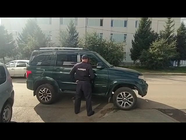 Госавтоинспекторы Рыбно-Слободского района рассказали жителям о мерах безопасности на дорогах