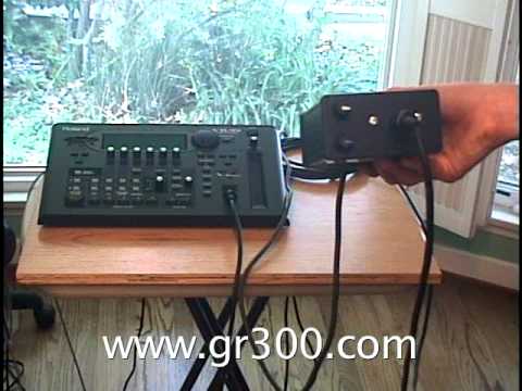 Roland VB-99 Synthesizer with Roland G-77 Bass and BX-13-VX Bus Converter Introduction