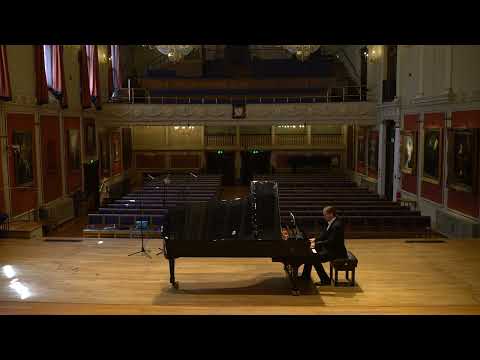 Bernardo Sim&otilde;es video.