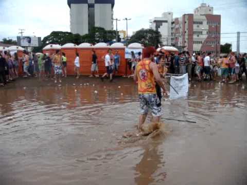 Piscinão de Lama - INTERUNESP Marília 2011