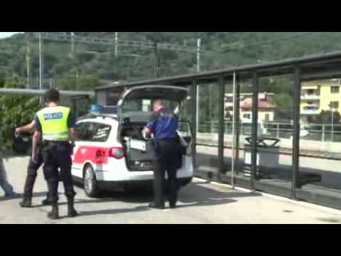 Ragazza accoltellata su un treno TILO