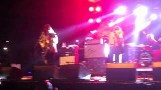 Desaparecidos - Survival of the Fittest / It&#39;s a Jungle Out There (Live at FYF Fest)