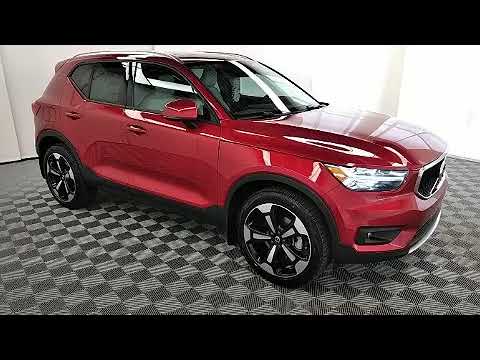 2020 Volvo XC40 T4 Momentum in Greensboro, NC 27407