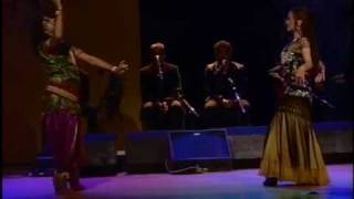 Ana la China et Ravi Shankar Mishra : Danse
