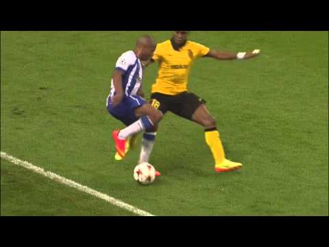 Brahimi amazing skill vs Lille - HD