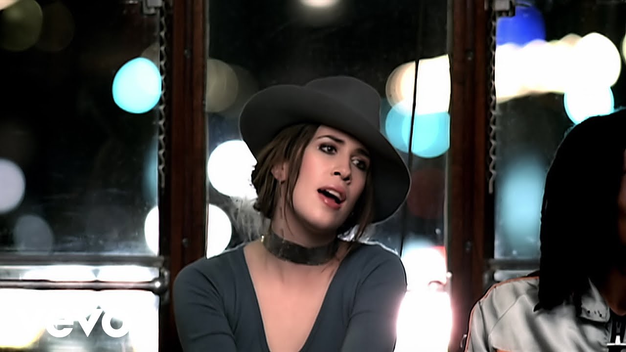 Frou Frou "Breathe In" (Official Music Video)