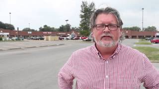 preview picture of video 'Lincoln Crum Knows Clark County! Youngstown Shopping Center, Jeffersonville, IN.'