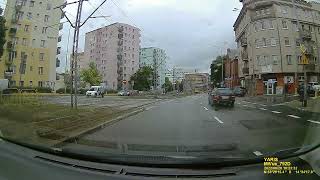 Kolizja - najazd na tył pojazdu przed przejściem dla pieszych