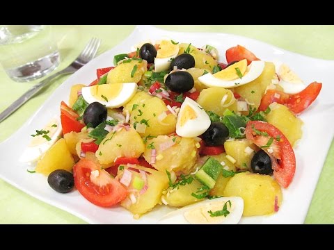 Cómo hacer una ensaladilla rusa sana y segura en verano Cómo hacer una ensaladilla rusa sana y segura en verano