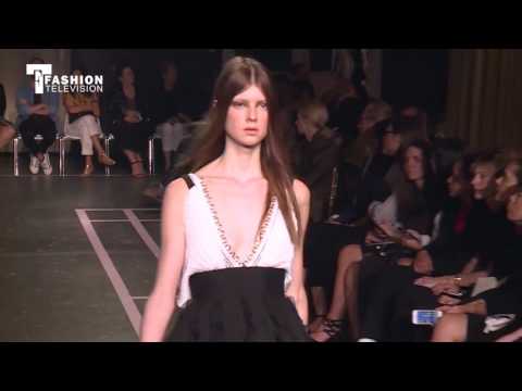 GIVENCHY Ready to Wear Paris Fashion Week Spring Summer 2015