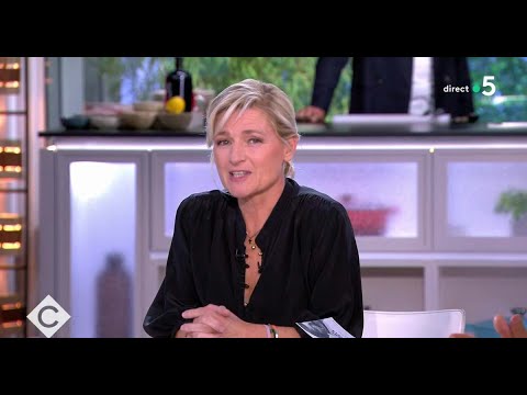 C à vous : Anne-Elisabeth Lemoine évince un chroniqueur, une agression dévoilée sur France 5