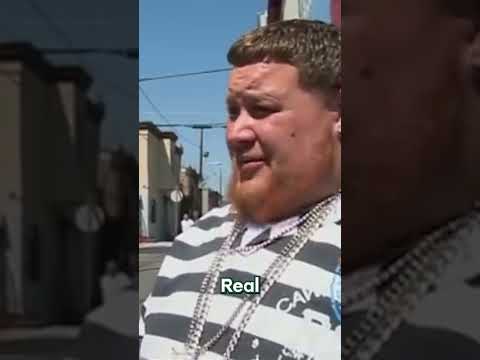 Louis Theroux meets a man who is definitely not a dealer