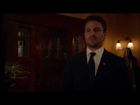 Green Arrow talks to Prometheus' Mom