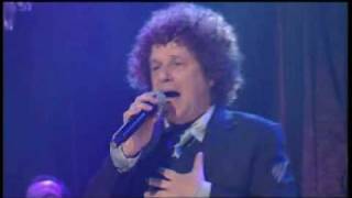 Leo Sayer & The Wolfgramm Sisters - When I Need You (RocKwiz)