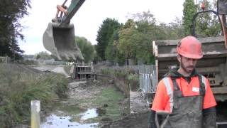 preview picture of video 'Dudbridge Locks (Stroudwater Navigation) - Brickwork, Mortar and Concrete (November 2013)'