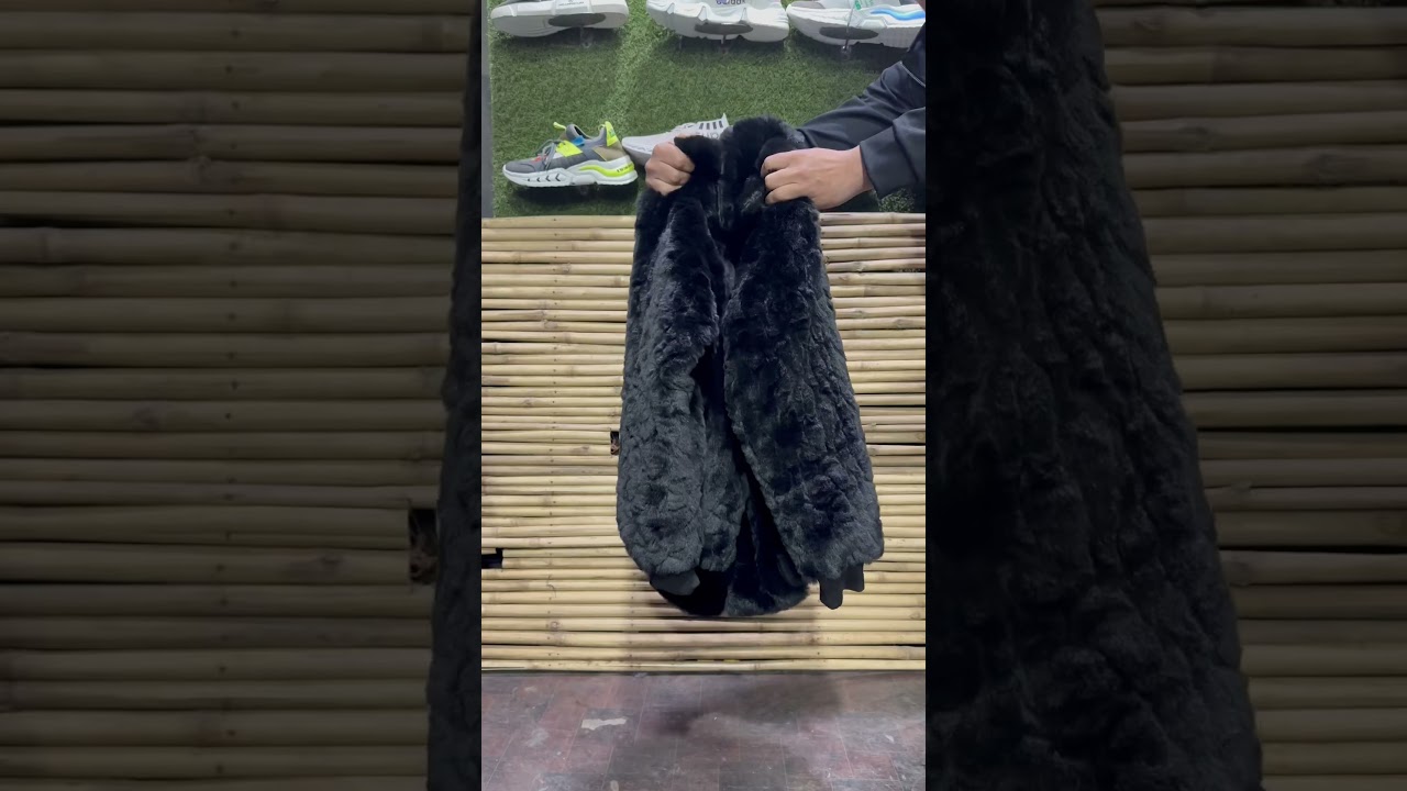 Bhalu jacket ₹1299 #youtubeshorts #trenidng #viral #viralvideo Oder 9205835436 ￼￼