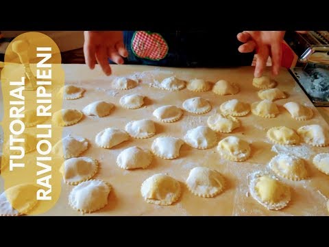RICETTA - RAVIOLI FATTI IN CASA con ripieno di fiori di zucca e ricotta - Buoniiiii 😊