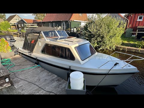 Kajütboot Ausstattung +Heizung 15 Ps Außenborder Führerscheinfrei. www.boot-2000.de ist verkauft 