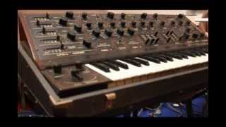 Video thumbnail for Crumar DS-2 synthesizer (1979) by Synthesizer Home