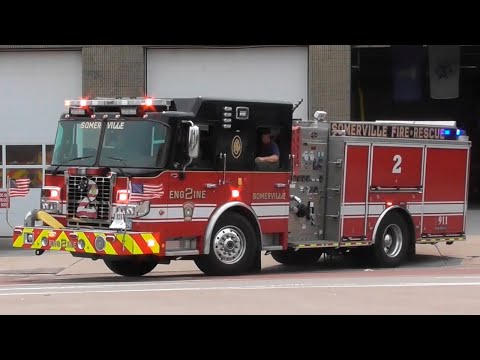 Somerville, MA Fire Department Engine 2 Responding