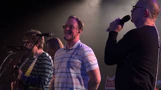 Weezer, Suzanne (Acoustic) at The Roxy in Los Angeles 3/15/23 [4K]