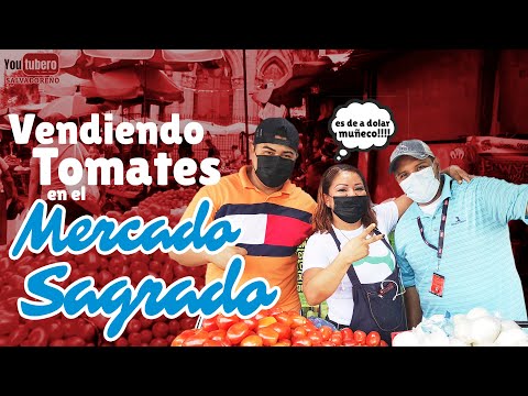 Haciendo relajo con las vendedoras del mercado Sagrado corazón