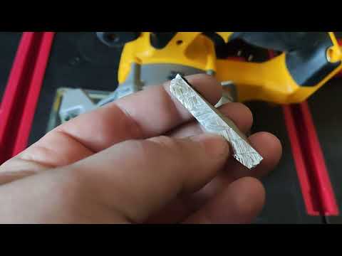 Пила дисковая аккумуляторная DeWALT DCS373N - мощный инструмент для резки Пила дисковая аккумуляторная DeWALT DCS373N - мощный инструмент для резки