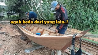Download lagu Making a Ujang boboi fishing boat. 5 meters long || Part 1 mp3