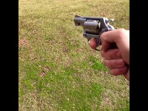 Smith & Wesson model 60 snub nose revolver .38 special