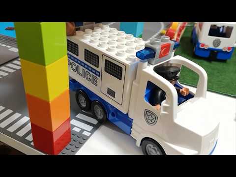 بناء مركز شرطة ، شاحنة إطفاء ، شاحنة قلابة ، ألعاب بناء للأطفال Lego Duplo ، سيارة ، ASRM Video