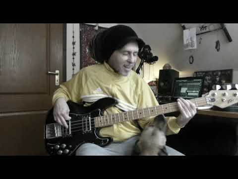 Piotr Żaczek Zaq - bass Grzegorz Jabłoński - instrumenty klawiszowe