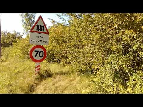 level crossing in Dammartin-sur-Tigeaux, France (3)
