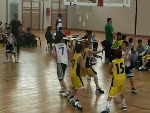 Cap i collons - MINI CN SABADELL 09-10