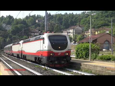 COLPACCIO DOPPIA DI 402B CON INTERCITY NOTTE IN TRANSITO A RONCO SCRIVIA. (GE) SAB. 12 - 6 - 2021.