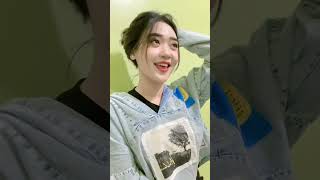 Download lagu bikin candu !! gaya nya  difarina  indra  adella  saat full senyum   masse  😇🤗❤ mp3
