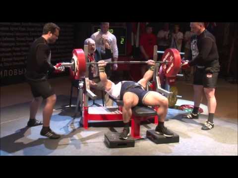 Sergey Grishko 535 @ 181 lbs Raw Bench (243@82.4 kgs)