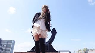 チュール生地のミニスカートで風に吹かれてみた