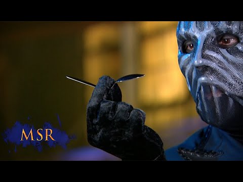 MIND-BENDING MAGIC-- MAGICIAN BENDS SPOON BEFORE YOUR EYES!