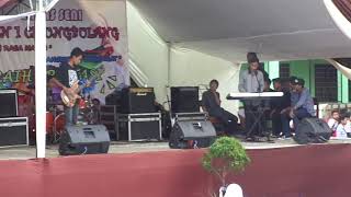 MUSE - EXPLORERS (COVER) at School